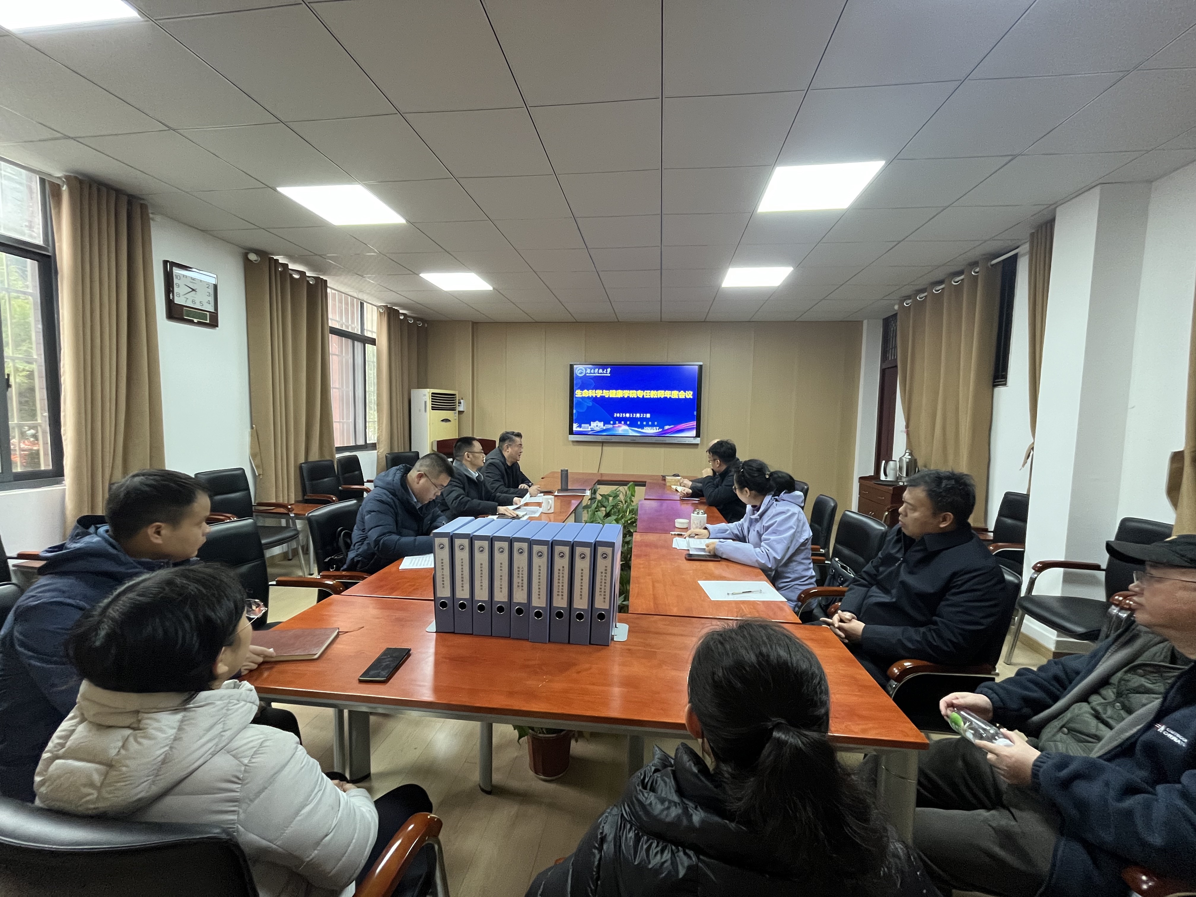 d2fe1cb2960b4684b6b5eca2089de699.png d2fe1cb2960b4684b6b5eca2089de699.png